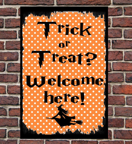 Personalised Halloween Metal Sign Trick Or Treat Welcome Any Family Name Household Outdoor Plaque October Witches Spooky Distressed Gift